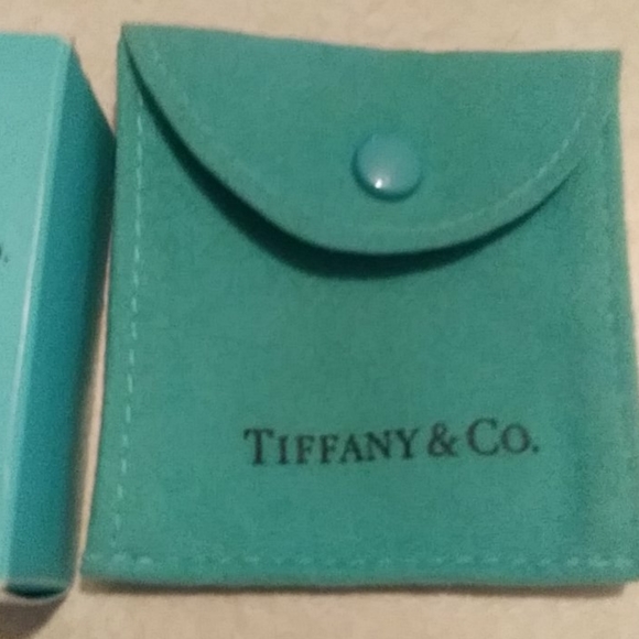 Euc. Auth big tiffany round tag bracelet 7.5 - Picture 3 of 6